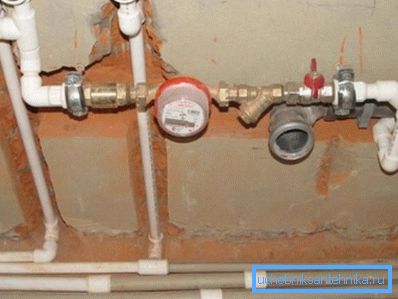 Выкананне схаванай разводкі ў штробах