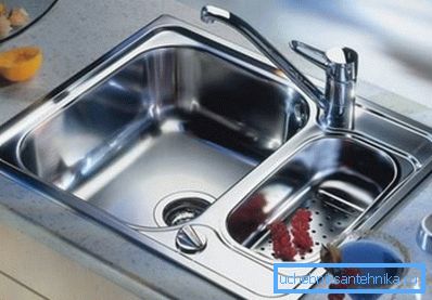 Высокае ўтрыманне хрому надае вырабу асаблівы бляск. Высокае ўтрыманне хрому надае вырабу асаблівы бляск.
