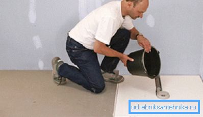 Заліванне трапа і ўцяпляльніка Заліванне трапа і ўцяпляльніка